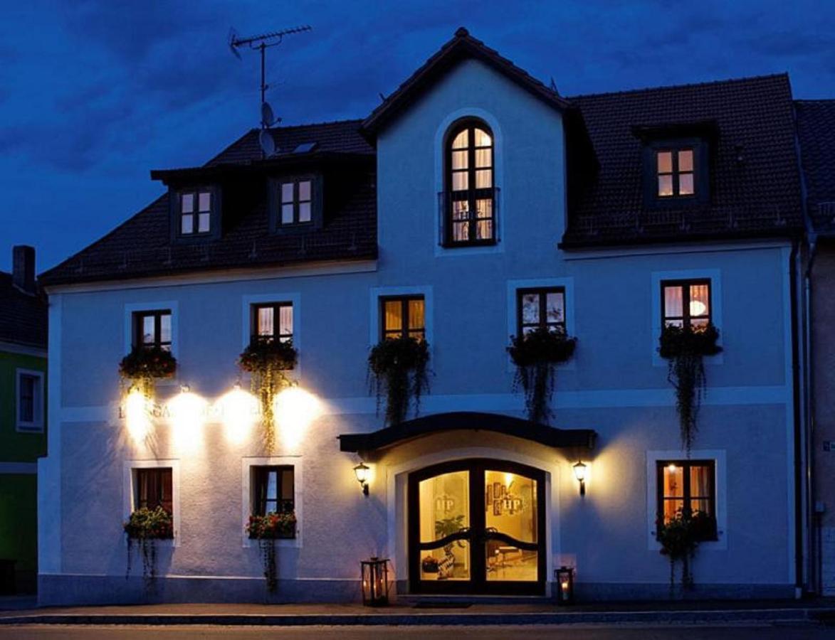 Zedernhof Gesundheits- & Wellnesshotel Stamsried Exterior photo